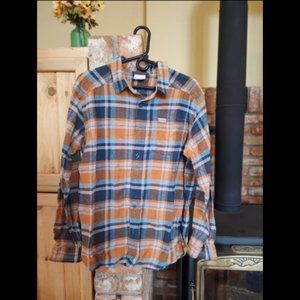Columbia flannel button down shirts